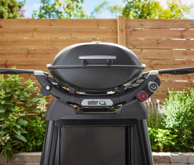 Weber Q2800N+ gassgrill 1501125 (sort)