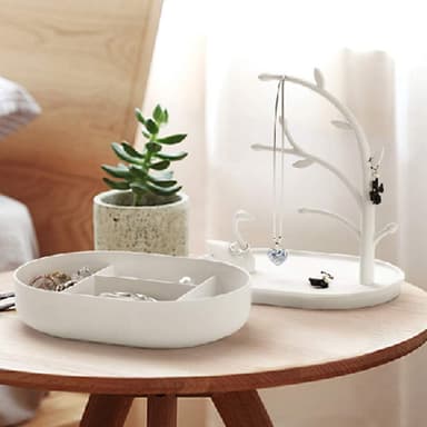 Elegant smykkestativ/arrangør