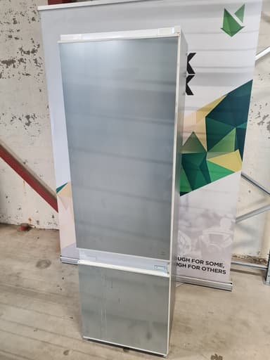 Siemens integrert kombiskap KI38VV20 - brukt