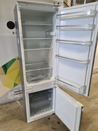 Siemens integrert kombiskap KI38VV20 - brukt
