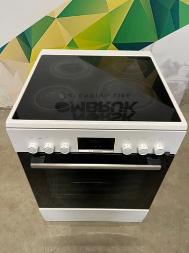 Bosch keramisk komfyr HKN39A020U - brukt
