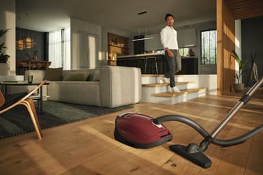 Miele Complete C3 125 Gala Edition sylinderstøvsuger