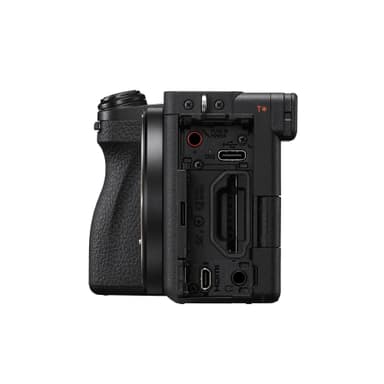 Sony A6700 m/18-135mm f/3.5-5.6 OSS