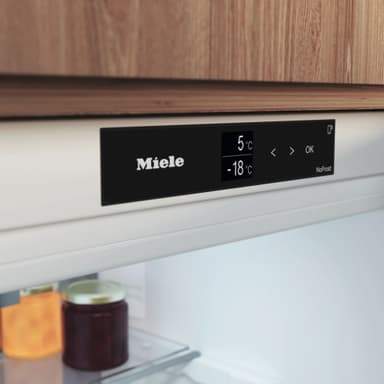 Miele Kombiskap KFN 7844 C (Integrert)