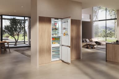 Miele Kombiskap KFN 7844 C (Integrert)