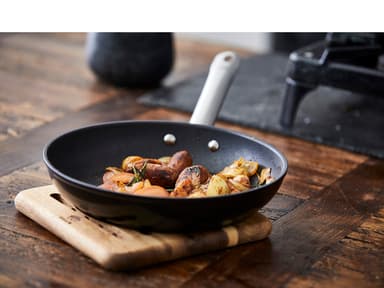 HOLM Frying pan Dia. 20 x 4 cm Black
