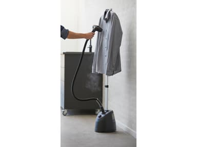 Nordic Sense Floor steamer 1800 watt Black