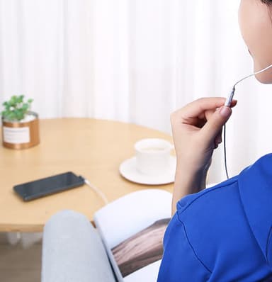 USB-C til 3,5 mm Aux lydadapter Grå