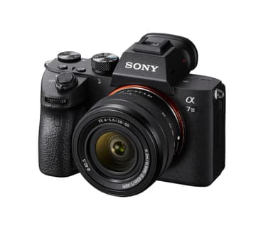 Sony A7 III Kit med  FE 28-60mm f/4-5.6