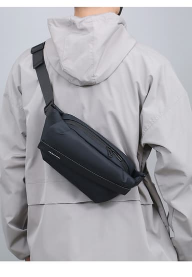 Lett crossbody-veske med stor kapasitet Sort