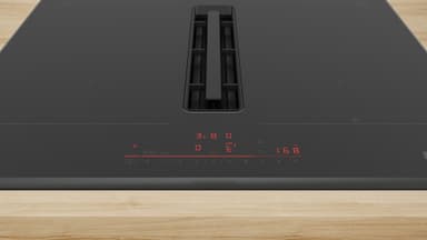 Bosch Platetopp med integrert ventilasjon PVQ695H26E