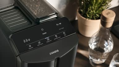 Siemens EQ300 kaffemaskin TF301E09 (pianosort)