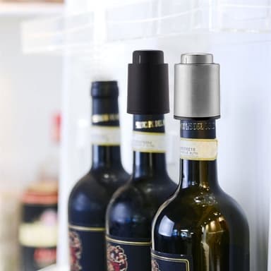 Vakuumvinpropp – Svart og elegant for optimal vinbevaring