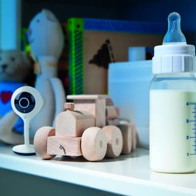 Nedis SmartLife Innendørs kamera | Wi-Fi | Full HD 1080p | Cloud Storage (valgfritt) / microSD (ikke inkludert) | Med bevegelses sensor | Nattsyn | Hvit