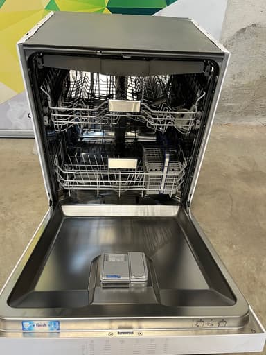 Grundig oppvaskmaskin GNUP4540W - brukt