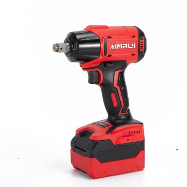 Verktøysett med batteridrill, bits, batterier og lader