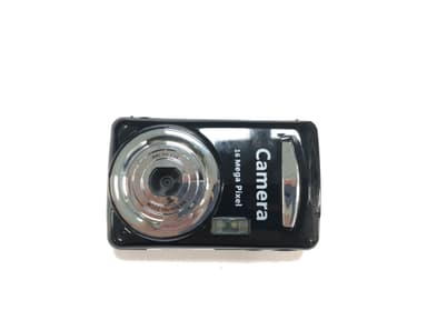 Kompakt kamera med 16x digital zoom og 2,4 tommers LCD-skjerm Sort