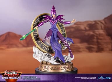 First 4 Figures Yu-Gi-Oh figur (Dark Magician)