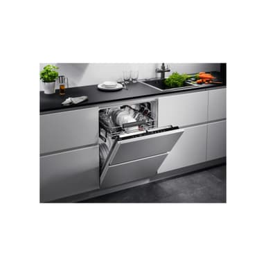 AEG Oppvaskmaskin FSE63607P (integrert)