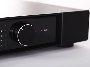 Rega Elex-R - Sort