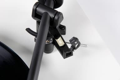 Rega Planar 1 Plus - Hvit matt