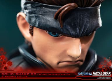 First 4 Figures Metal Gear Solid actionfigur (Solid Snake SD)