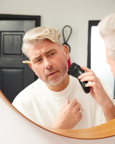 Remington Style Series R4 barbermaskin R4002 (sort og marineblå)