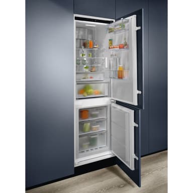 Electrolux Kombiskap ENC8MD18S (Integrert)