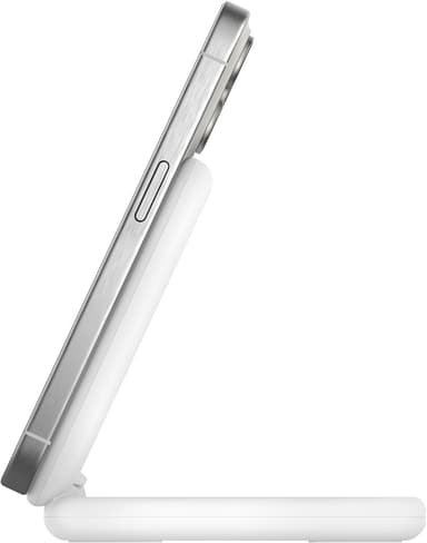 Belkin BoostCharge Qi2 magnetisk sammenleggbart ladestativ (hvit)
