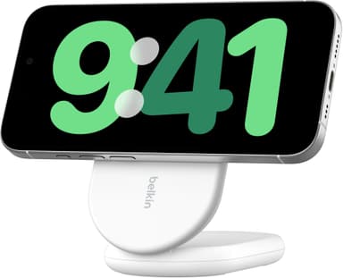 Belkin BoostCharge Qi2 magnetisk sammenleggbart ladestativ (hvit)