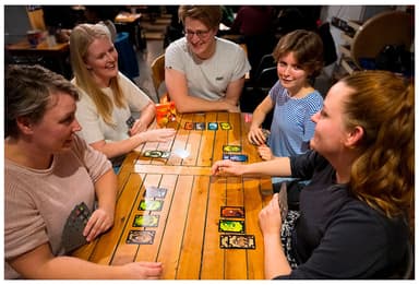Play Cockroach Poker brettspill