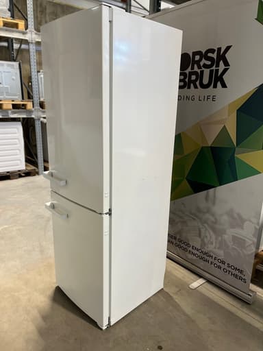 Miele KDN12823S kombiskap (182cm, hvitt) - brukt