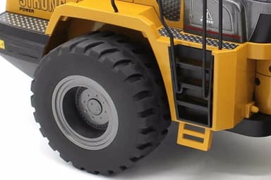 HuiNa Hjullaster i metall 2.4GHz 1:14