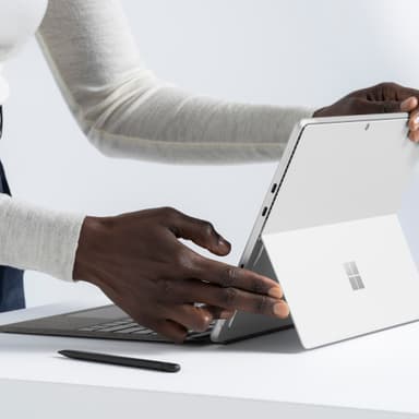 Microsoft Surface Pro 2024 tastatur (sort)
