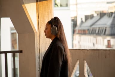 Defunc Mondo trådløse around-ear hodetelefoner (klar)