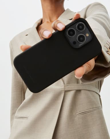 Silicone Case iPhone 16 Black