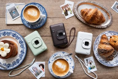Fujifilm Instax Mini LiPlay instant camera (brown)