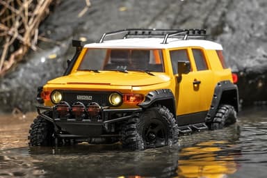 FMS FJ Cruiser 1/18 Crawler Gul :: Komplett