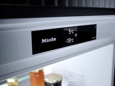 Miele kombiskap KFN7733F innebygd