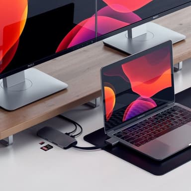 Satechi USB-C Dual Multimedia USB hub