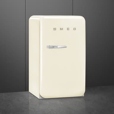 Smeg 50 s Style kjøleskap FAB10HRCR6 (krem)