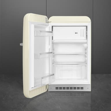 Smeg 50 s Style kjøleskap med fryser FAB10LCR6 (Krem)