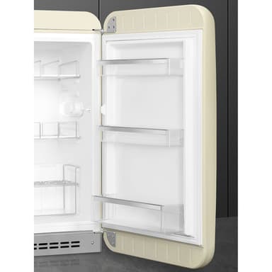 Smeg 50 s Style kjøleskap FAB10HRCR6 (krem)