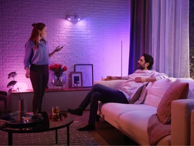 Philips Hue WAC lyspære 4,2 W GU10 (topakning)
