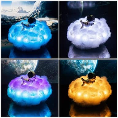 Nattlys - Fluffy sky med astronaut