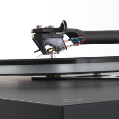 Rega Planar 6 m/Ania pickup