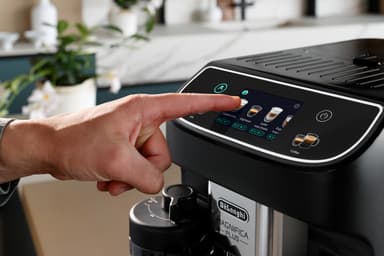 De'Longhi Magnifica Plus kaffemaskin ECAM320.60.B (sort)