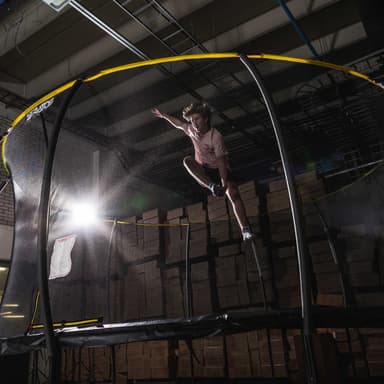 Stratos Trampoline 305cm / 10ft