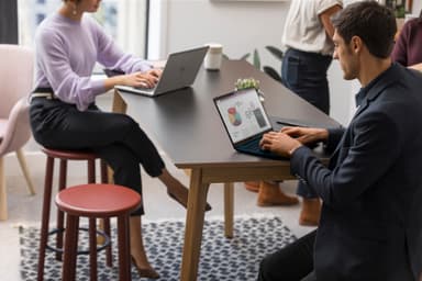 HP EliteBook 1040 G11/U5 125H/32/1TB/14" bærbar PC