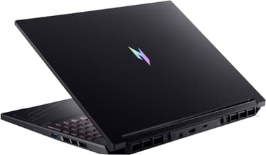 Acer Nitro V16 R7-8HS/16/1024/4060 16" bærbar gaming-PC